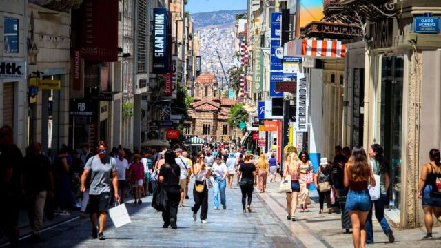 ΔΕΘ: Έρχεται το νέο πακέτο μέτρων με "μαγιά" 1,5 δισ - Στον "πυρήνα" των παρεμβάσεων η μεσαία τάξη, τι γίνεται με τα ενοίκια